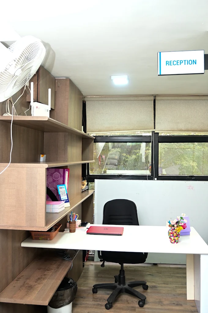 Reception desk